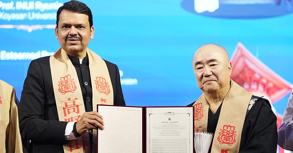 consulate of Japan praised Devendra Fadnavis
