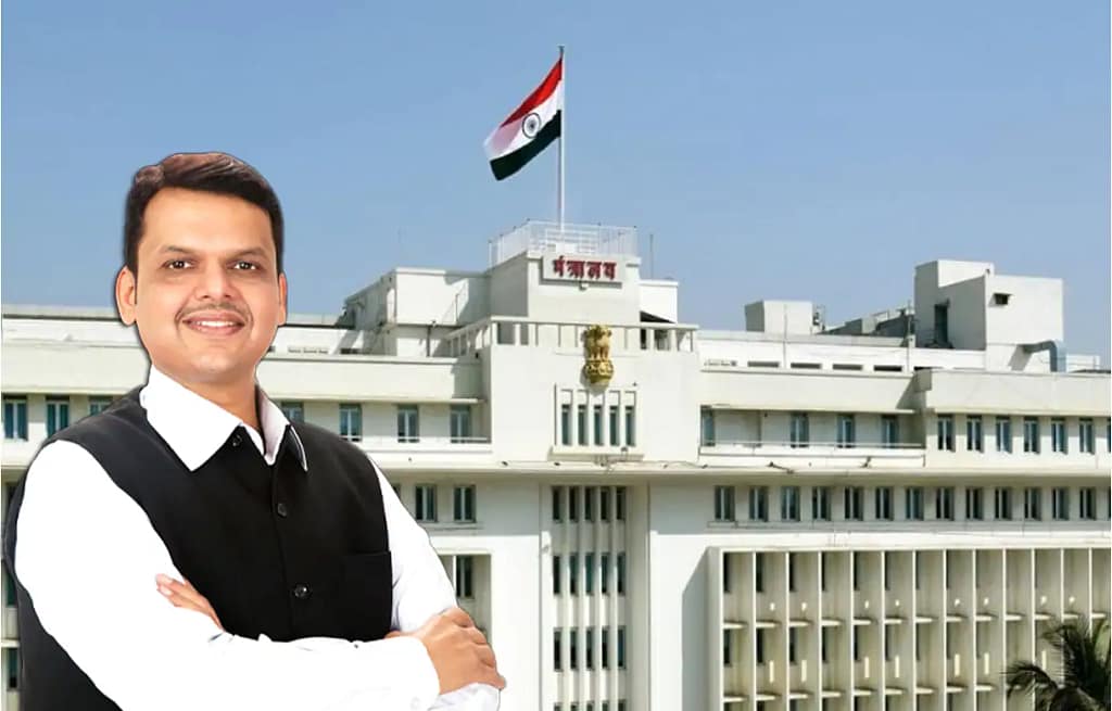 देवेंद्र फडणवीस यांनी मुख्यमंत्री असताना घेतलेले १० ऐतिहासिक निर्णय - Image of Devendra Fadnavis with Mantralaya Mumbai background